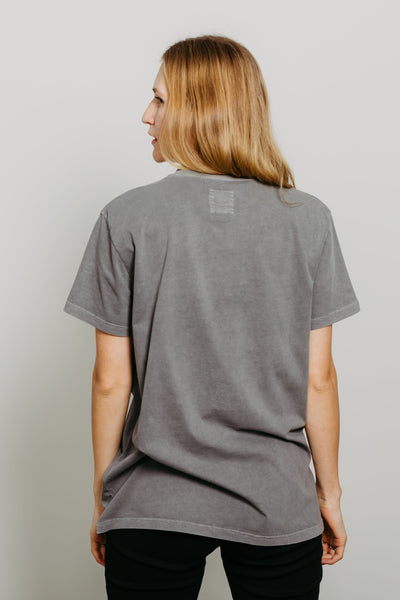 TAG THE TRUTH Natural Dyed T-Shirt STANDARD, Charcoal