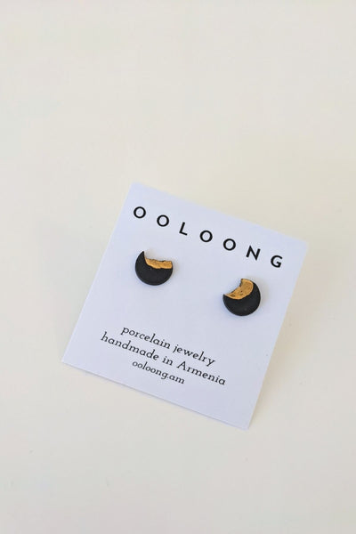 Ooloong Porcelain Studs