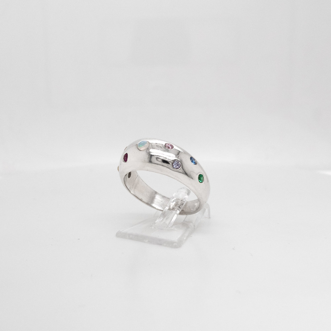 AURA – Rainbow Ring