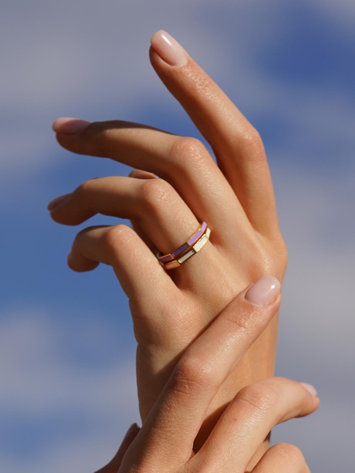 Color Pop Angled Ring White Sand