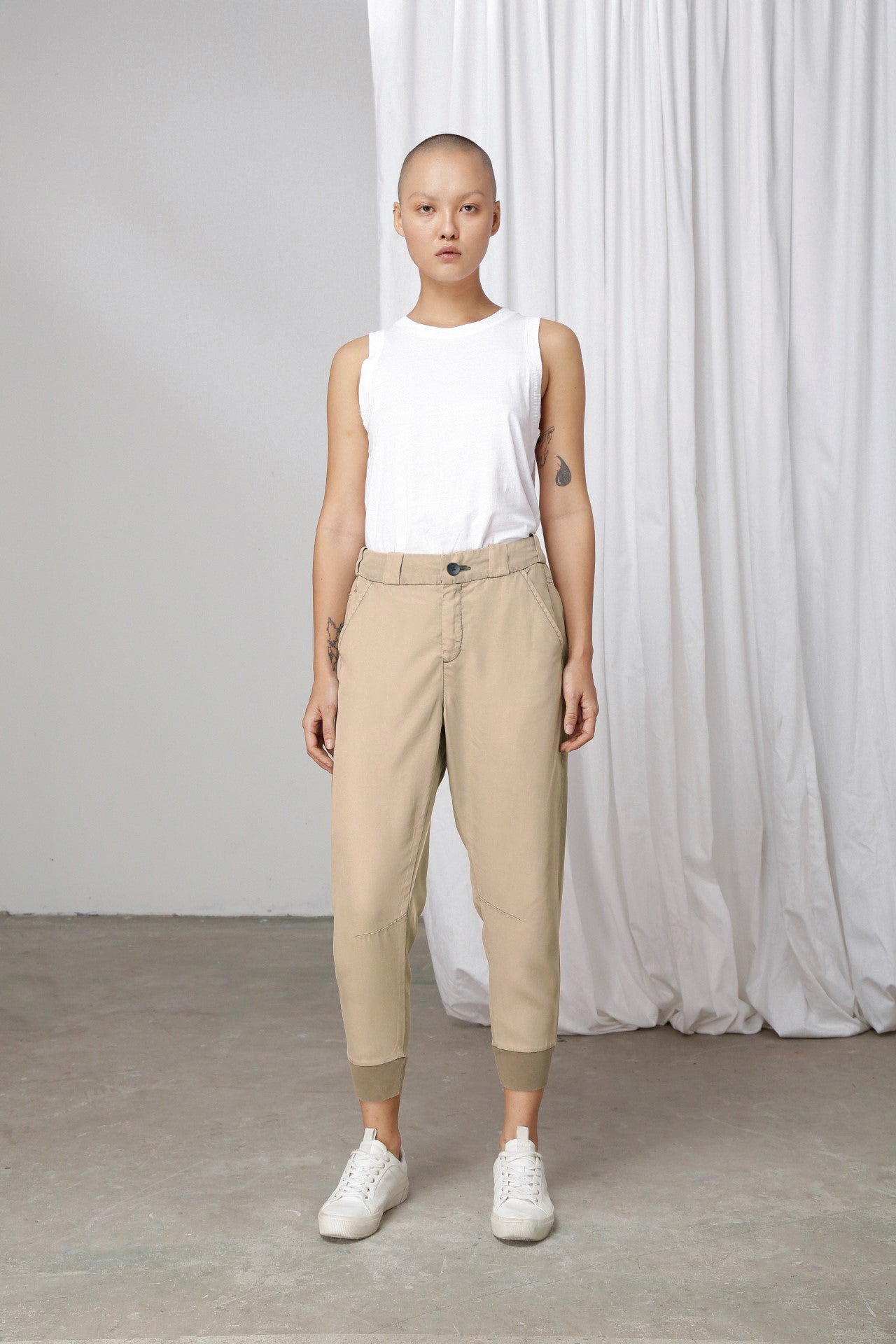 SUNSHINE - Tapered, Soft Tencel Jogger