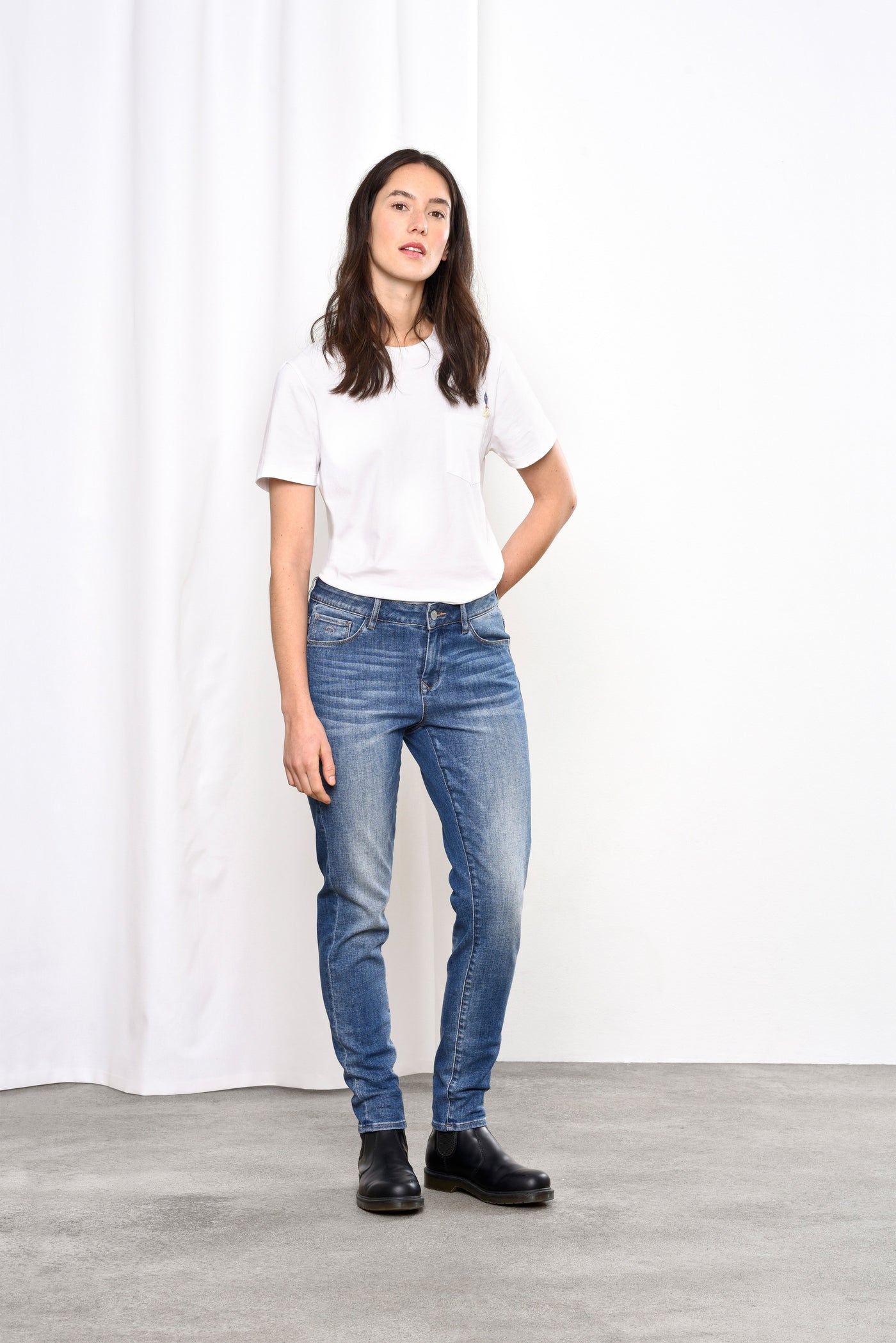 SUNSHINE - Tapered, Organic Comfort Denim, Mid Blue