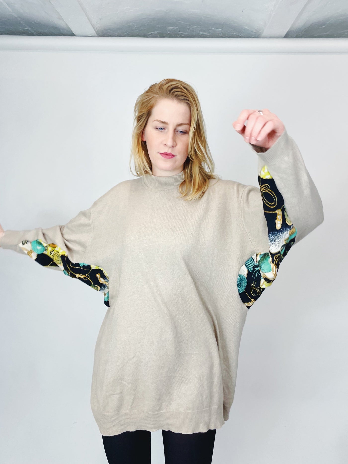 Nachhaltiger Pullover mit Blusenärmeln mit Muster // Kaschmir & Seide