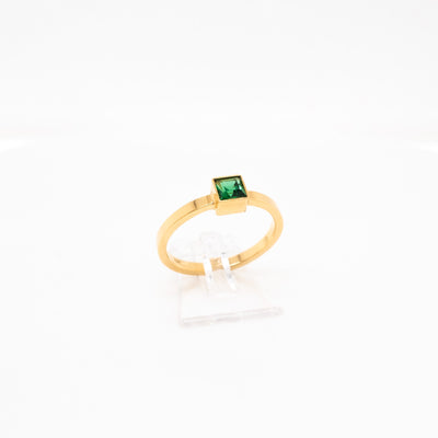 HELENA – Ring mit grünem Zirkonia