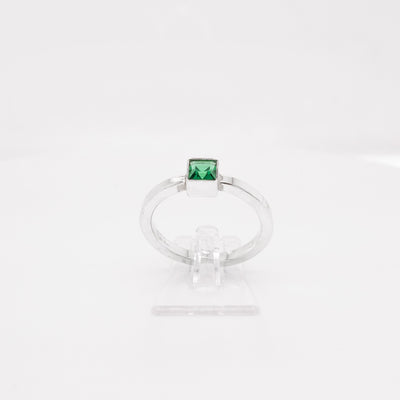 HELENA – Ring mit grünem Zirkonia