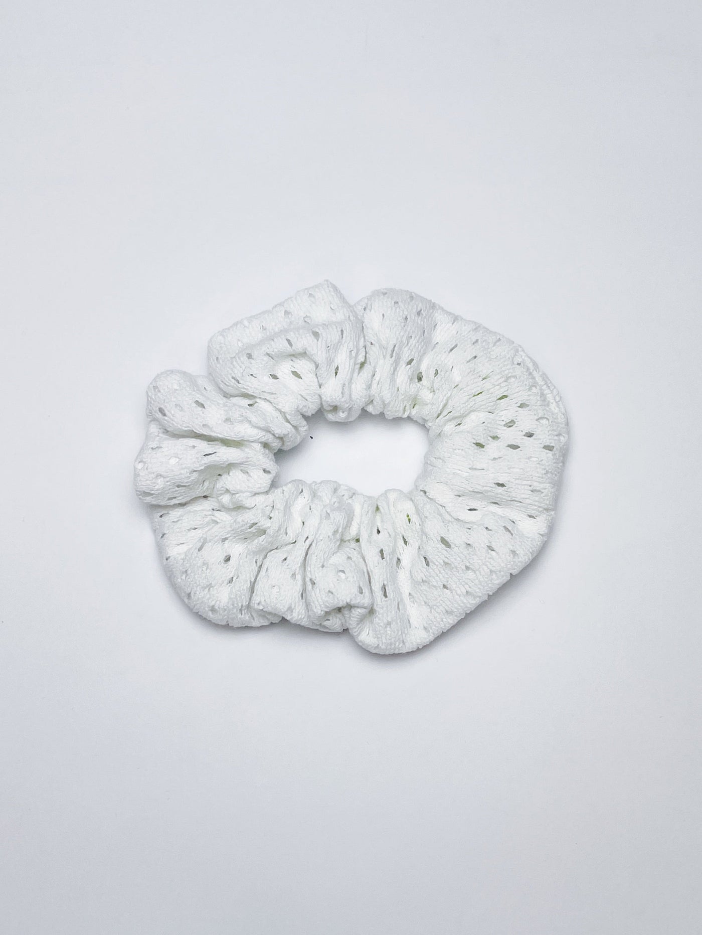 Weißes Scrunchie "WHITY" // Baumwolle
