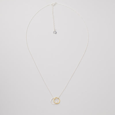 bicolor circle necklace