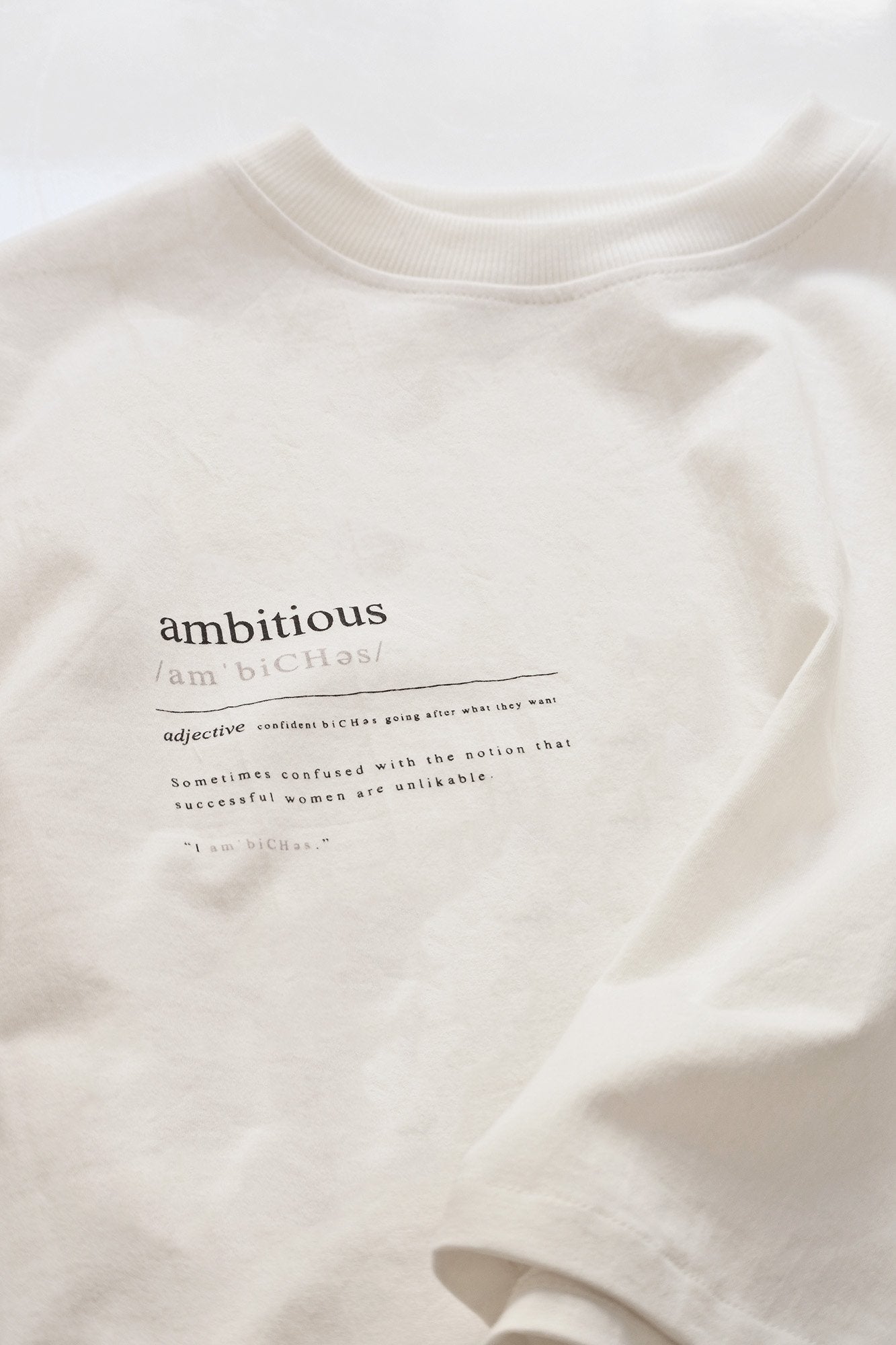 Short sleeve crop t-shirt - Ambitious