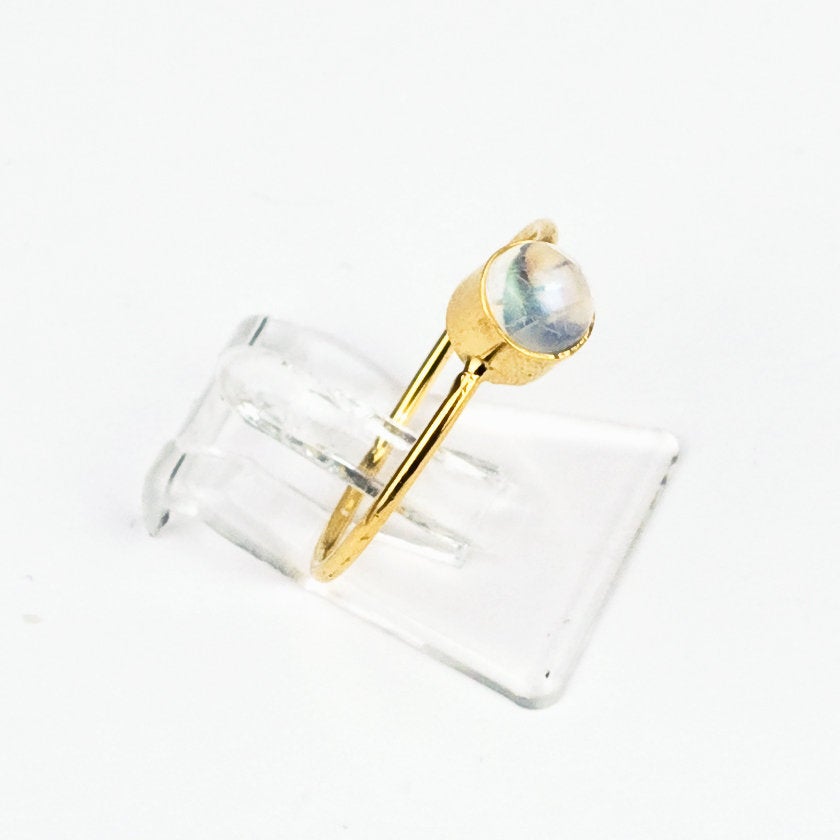 COSIMA – Ring mit Mondstein in Gold, Silber oder Roségold