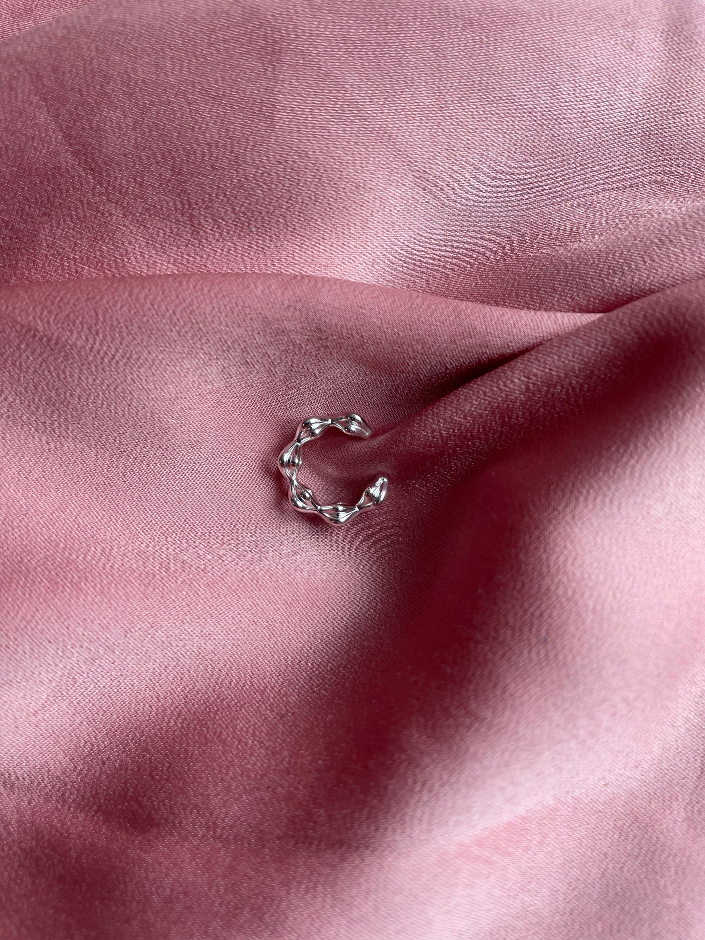 Lynn earcuff silber