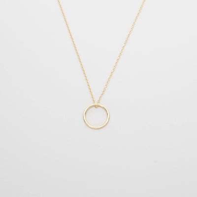 medium circle necklace | solid gold