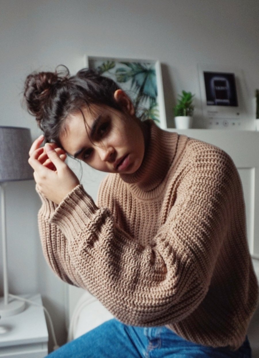 Penelope Turtleneck Knit Sweater - Mocha