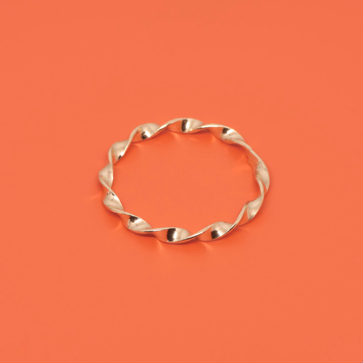 twisted ring